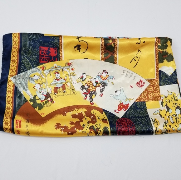 Asian themed scarf - Picture 2 of 8
